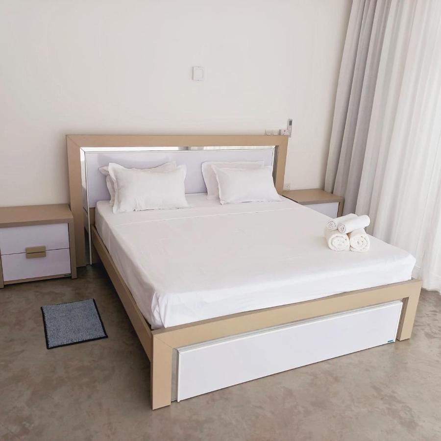 Zodiak Hotel Тангале Екстериор снимка