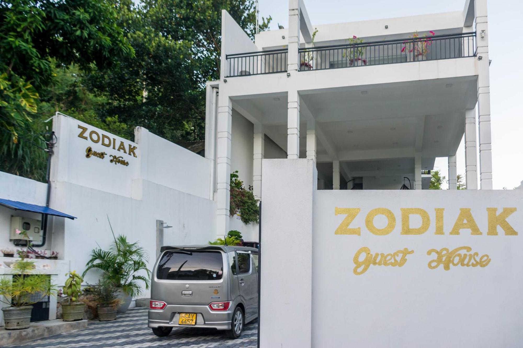 Zodiak Hotel Тангале Екстериор снимка